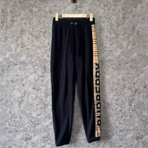 🚩steal authentic Burberry Black Joggers with Plaid Detail